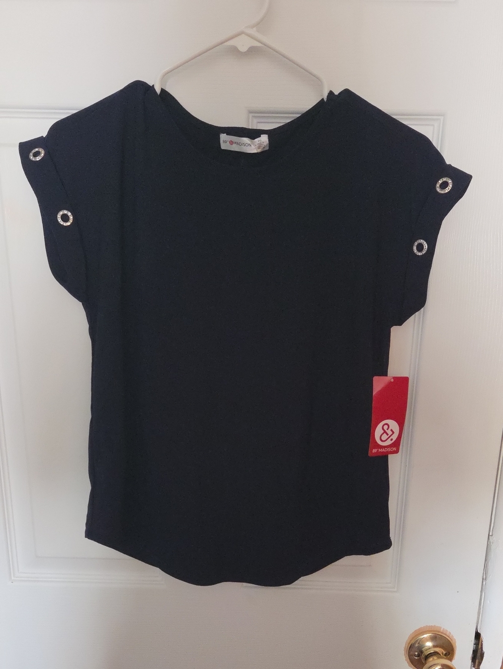 89th & Madison Black Short Sleeve Top with Shoulder Grommet Accents
